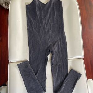 Gray Sleeveless Knit Jumpsuit with Streamlined Fit